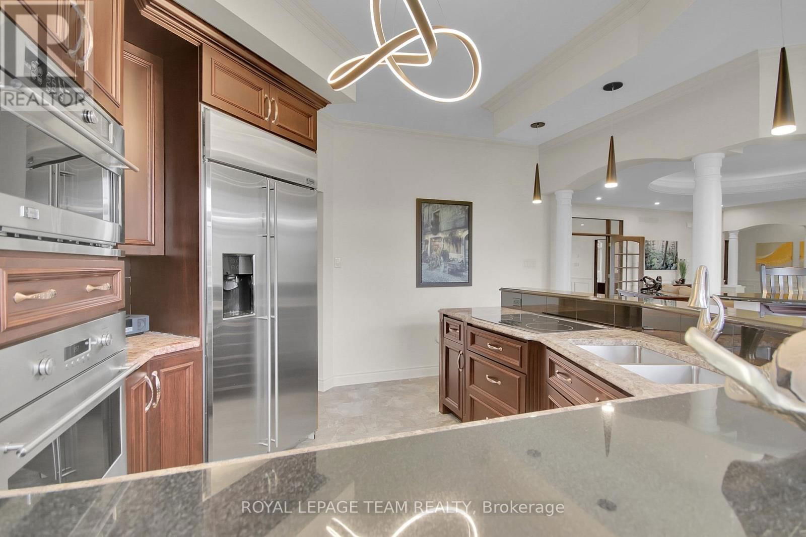 5591 MANOTICK MAIN STREET Image 14