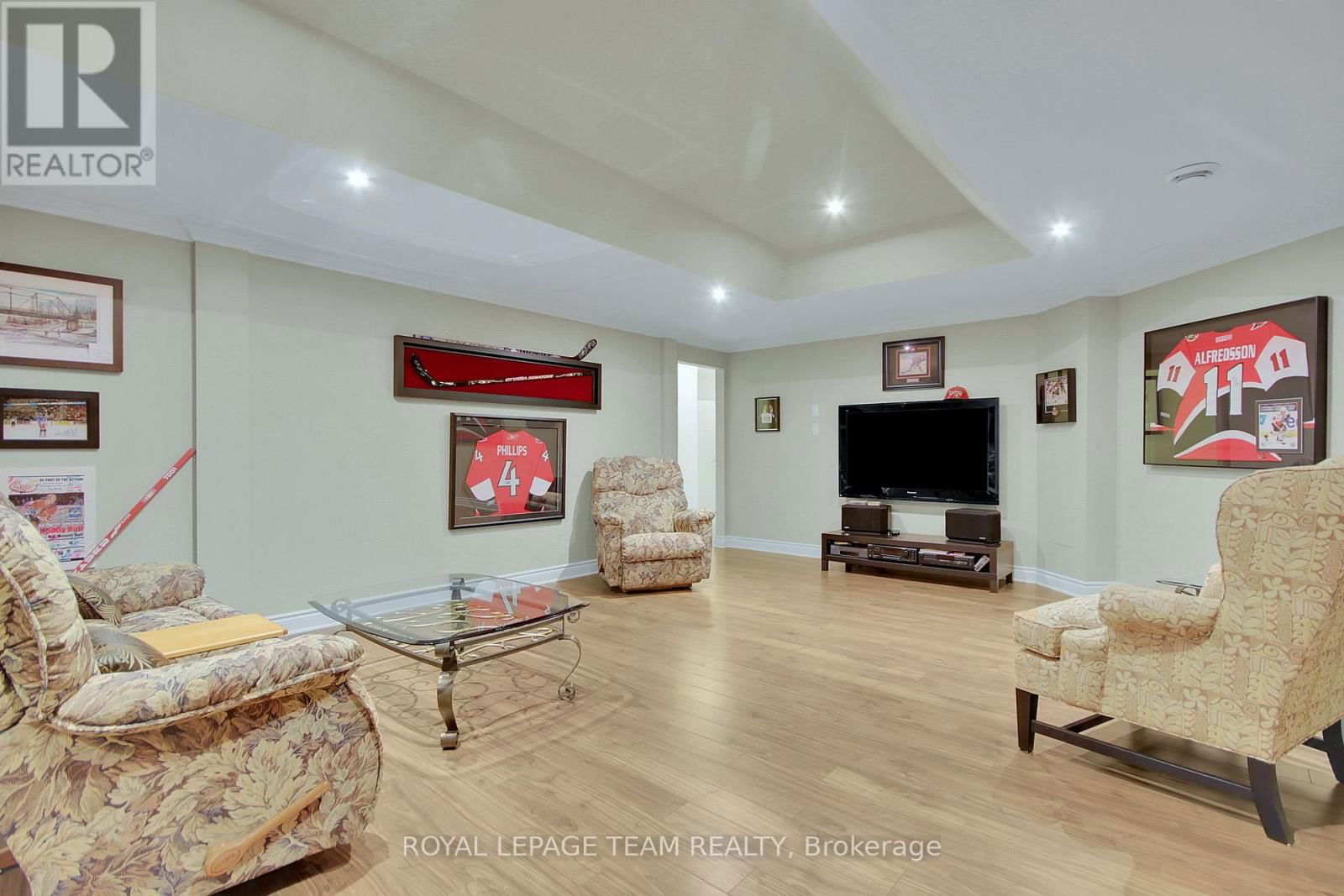 5591 MANOTICK MAIN STREET Image 29