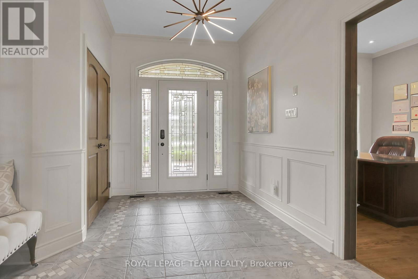5591 MANOTICK MAIN STREET Image 6