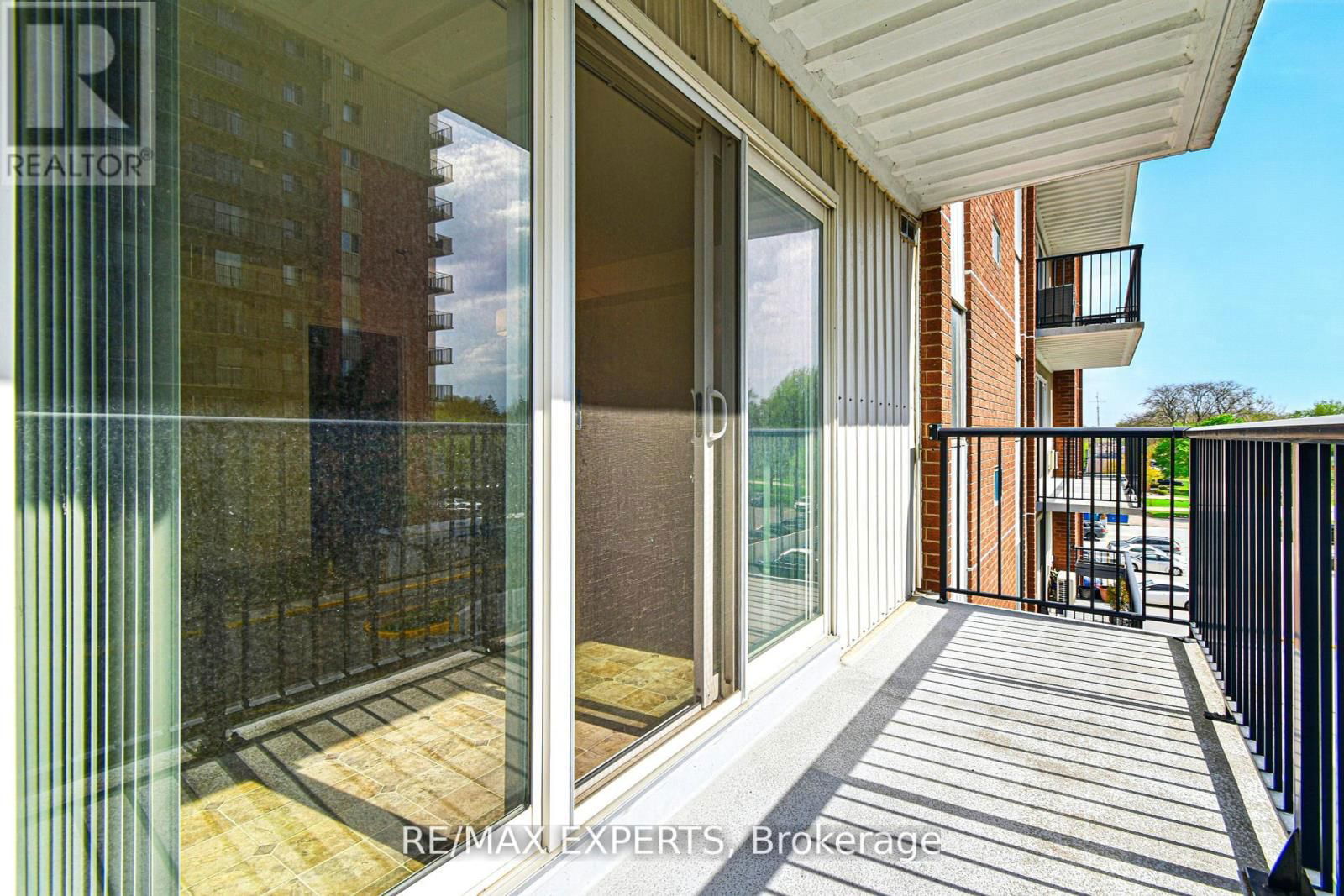 410 - 8591 RIVERSIDE DRIVE EAST Image 26