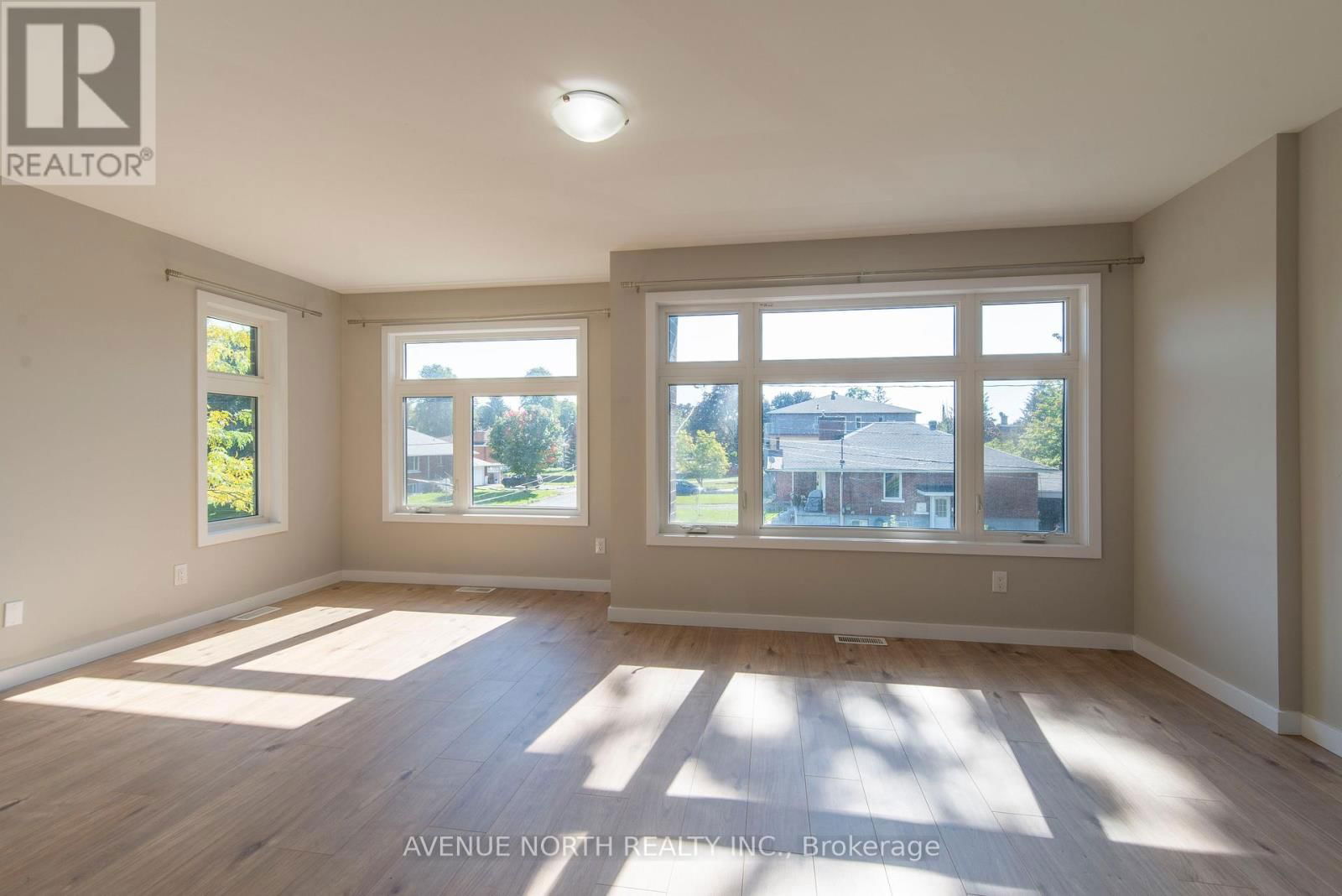 503 COTE STREET Image 14