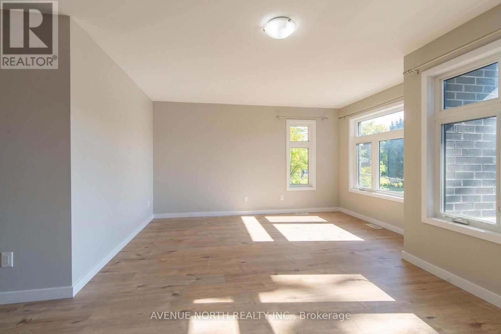 503 COTE STREET Image 15