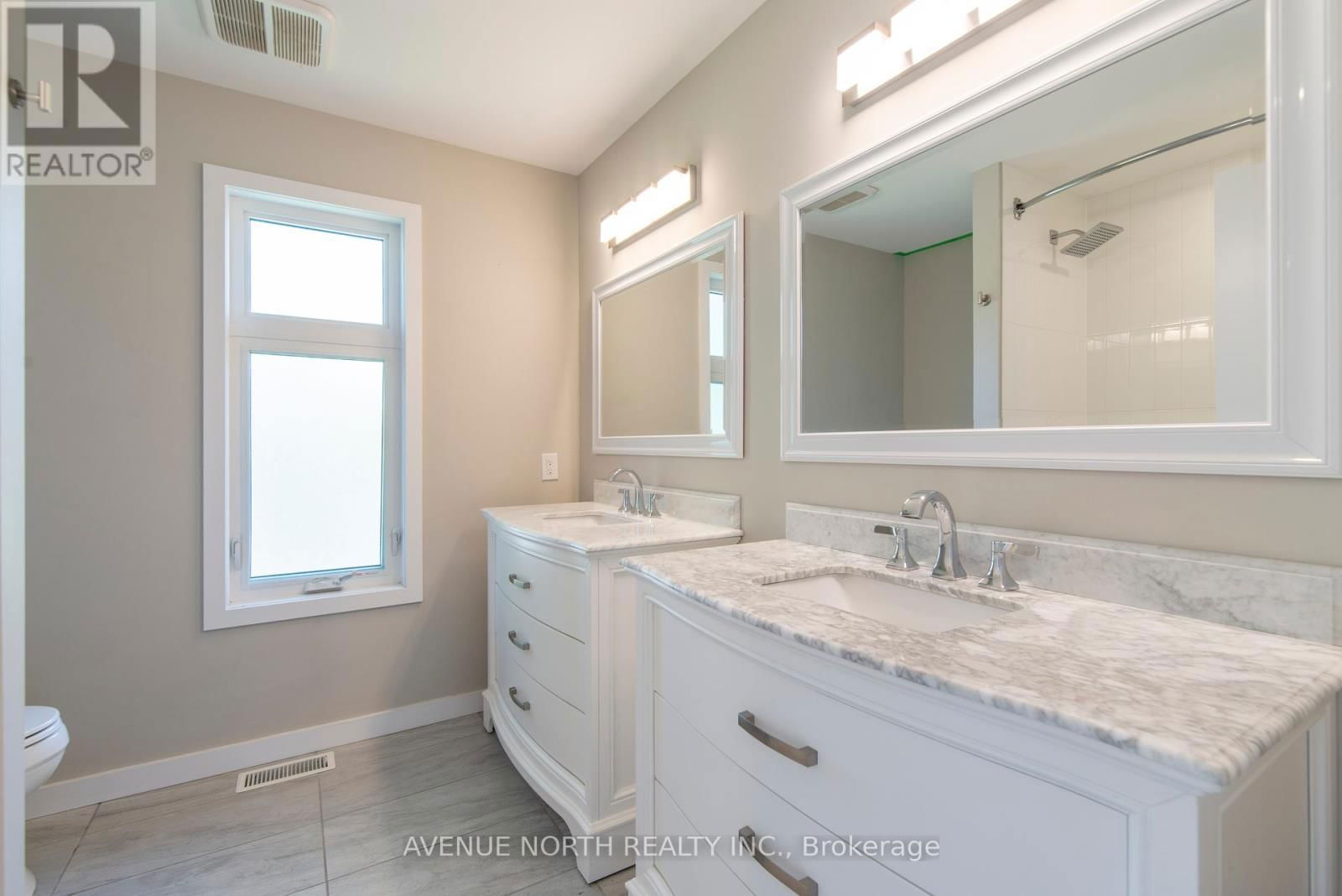 503 COTE STREET Image 16