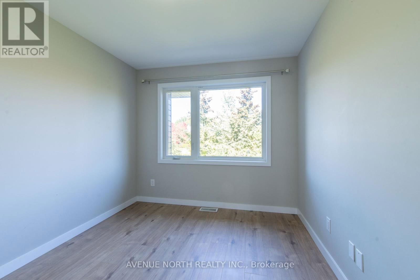 503 COTE STREET Image 18