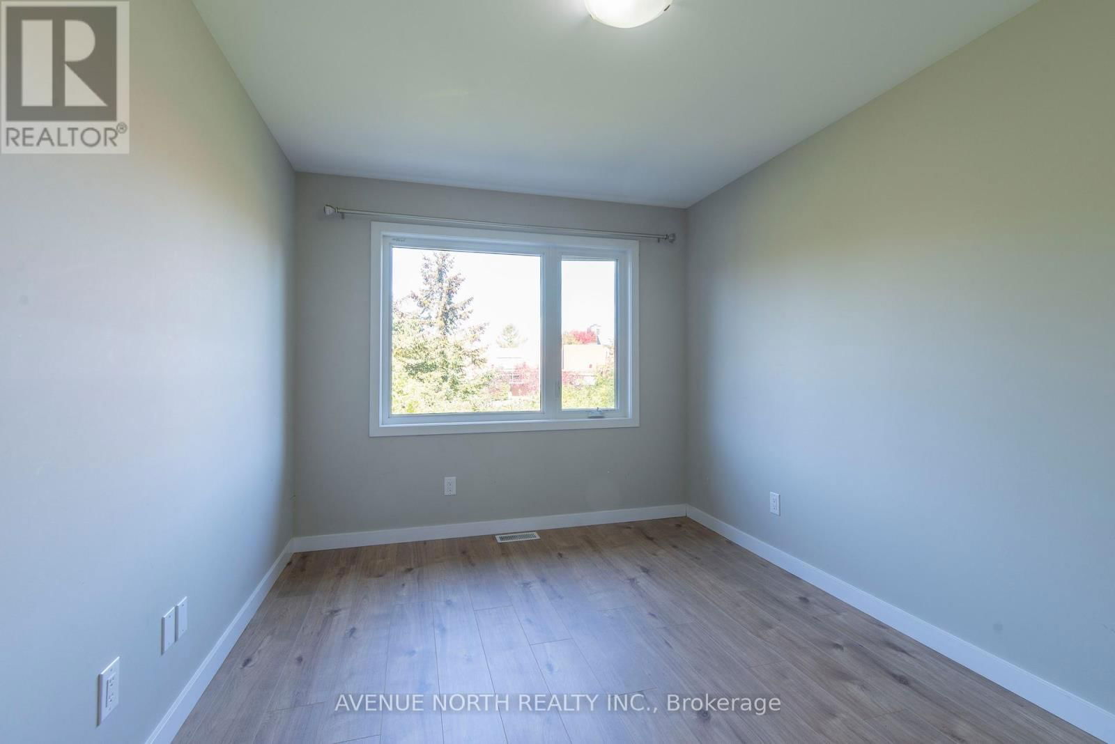 503 COTE STREET Image 19