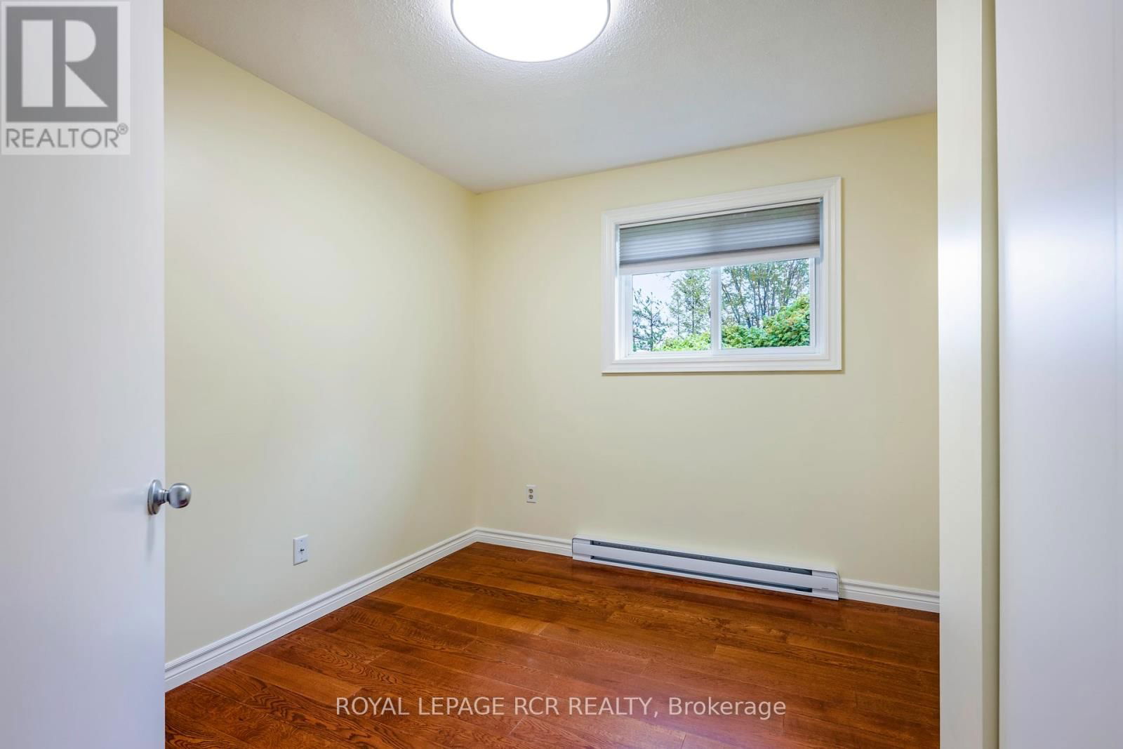 433409 4TH LINE Image 27
