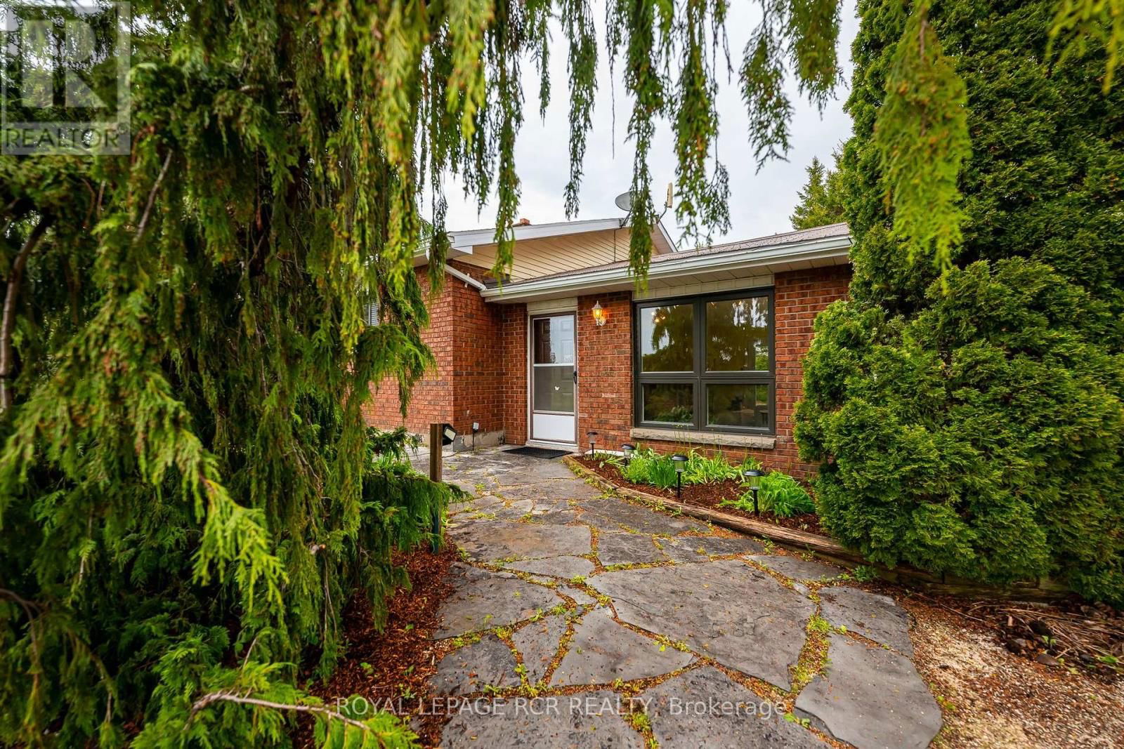433409 4TH LINE Image 4