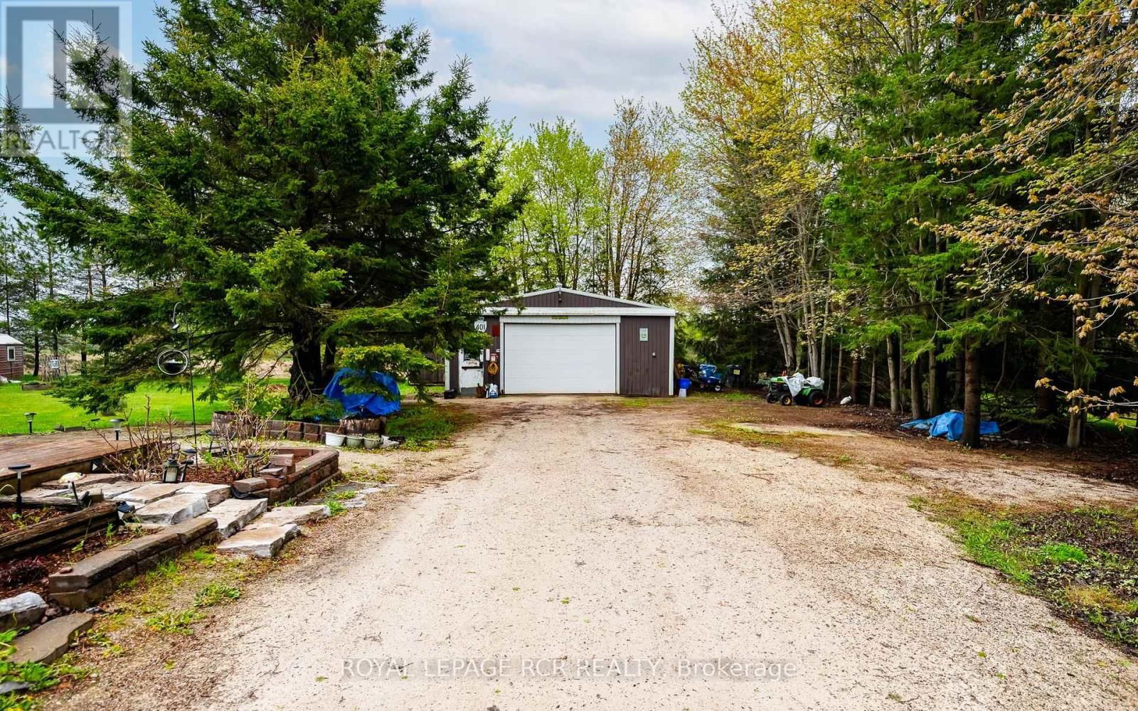 433409 4TH LINE Image 6