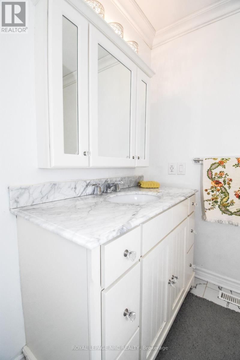 7710 PREAKNESS STREET Image 18