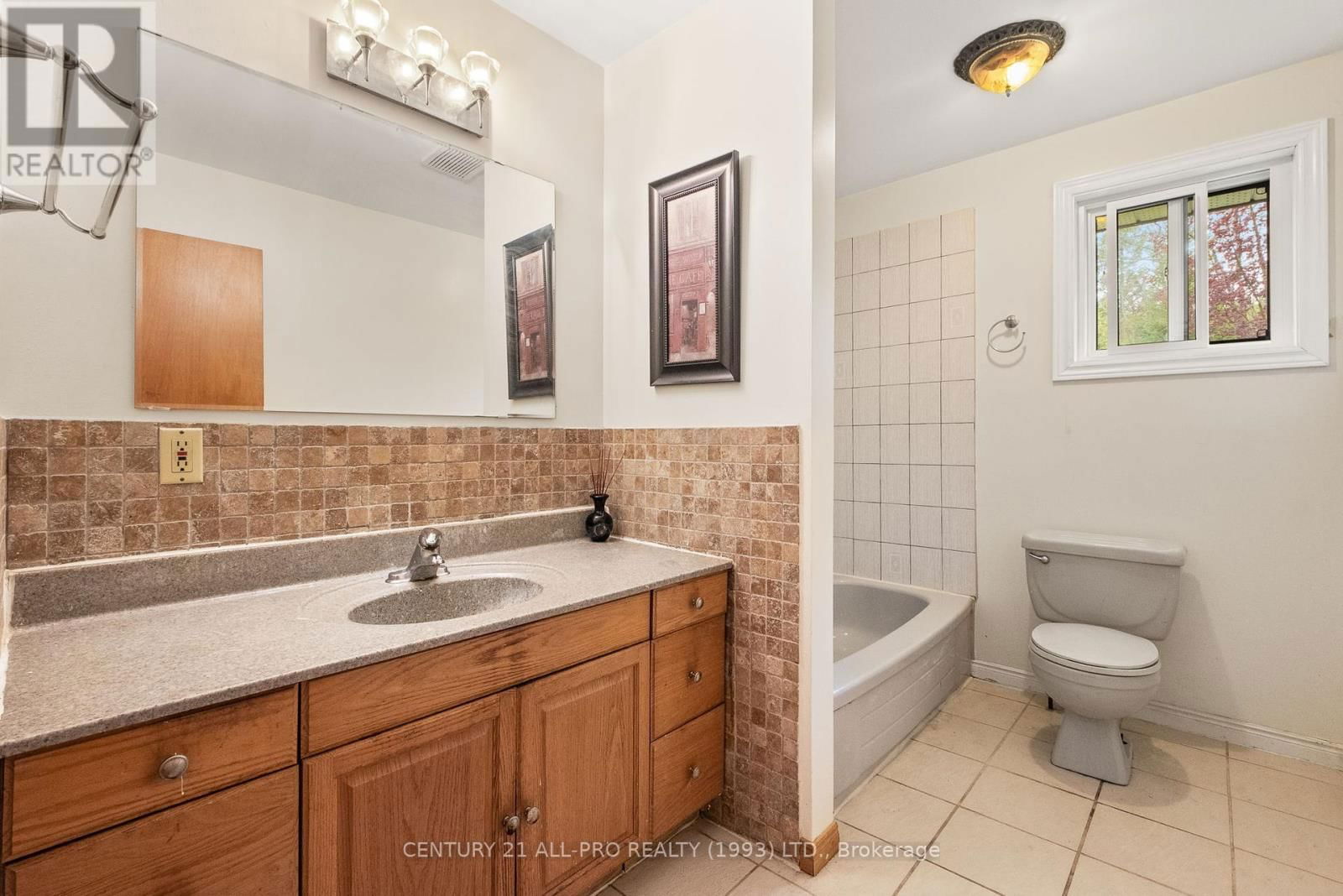 3791 HARWOOD ROAD Image 14