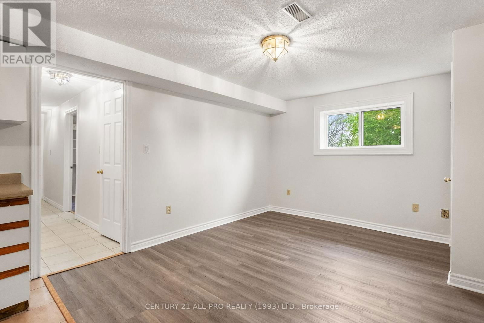 3791 HARWOOD ROAD Image 27