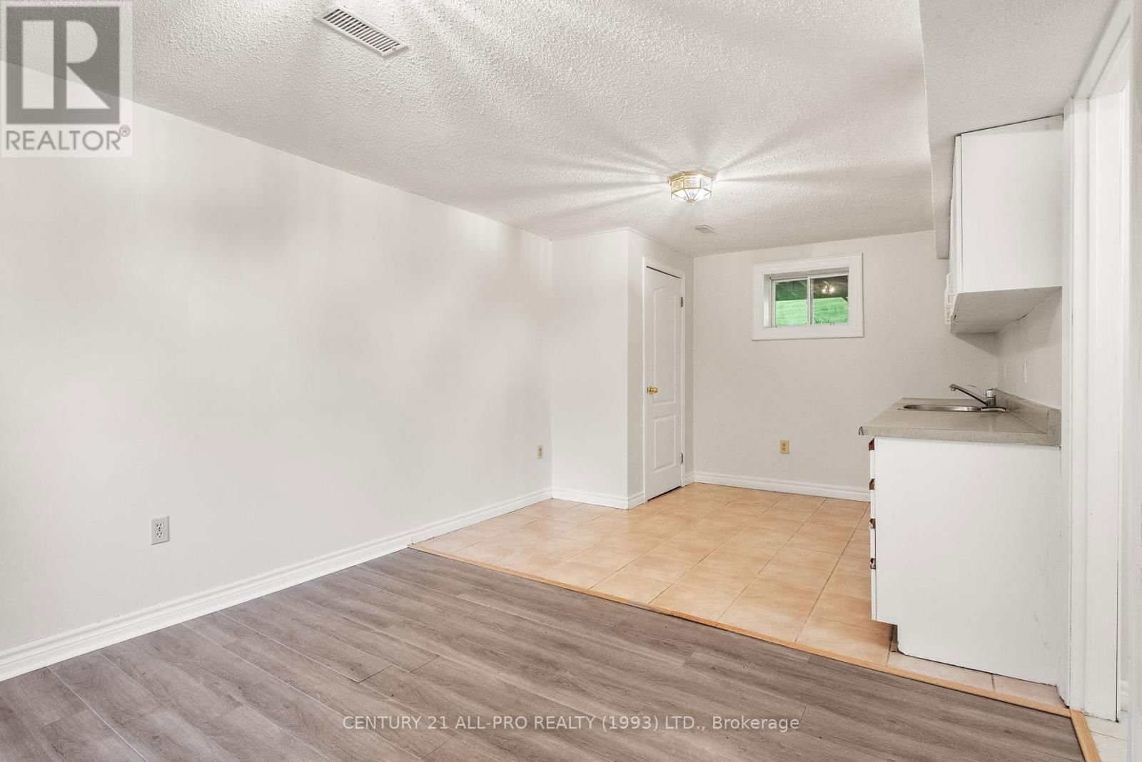 3791 HARWOOD ROAD Image 28