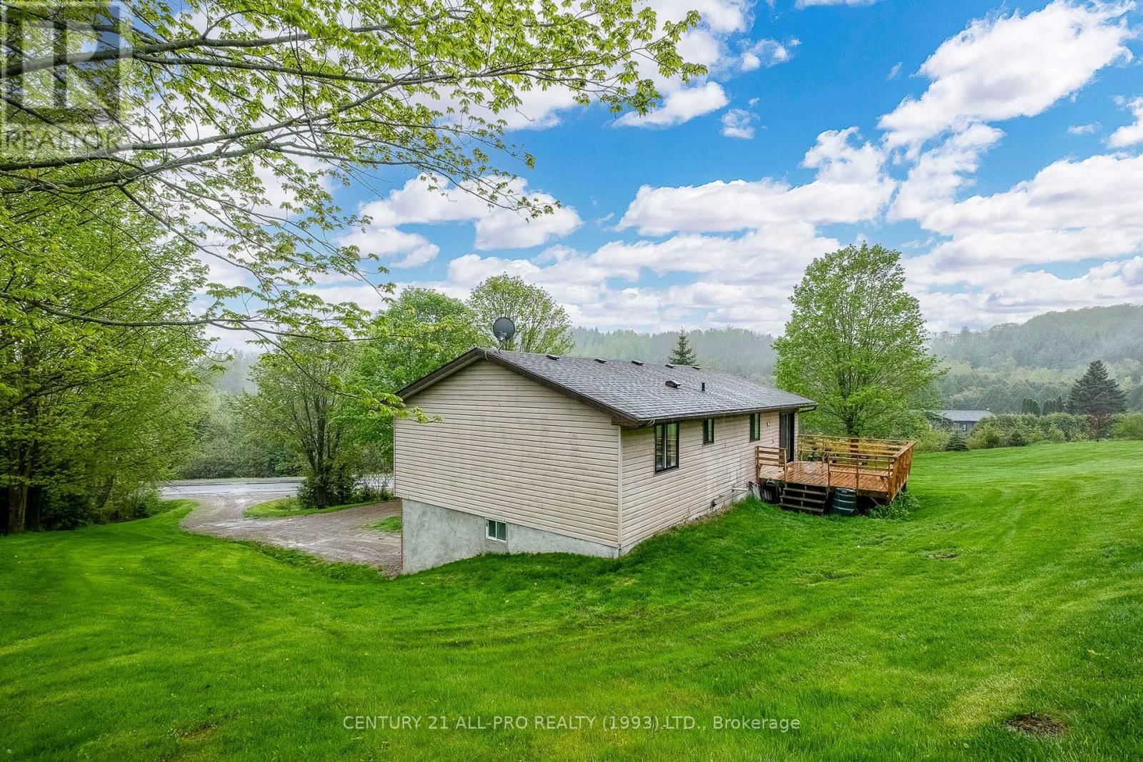 3791 HARWOOD ROAD Image 35