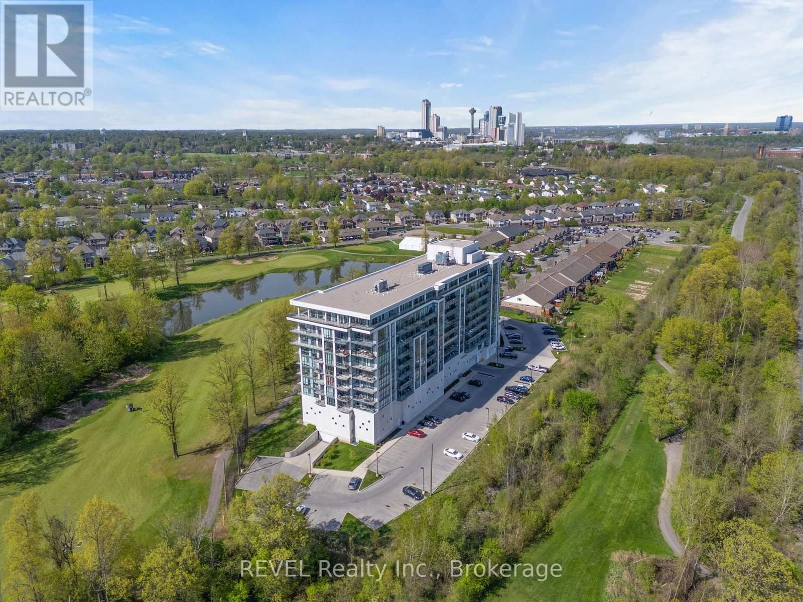 704 - 7711 GREEN VISTA GATE Image 34