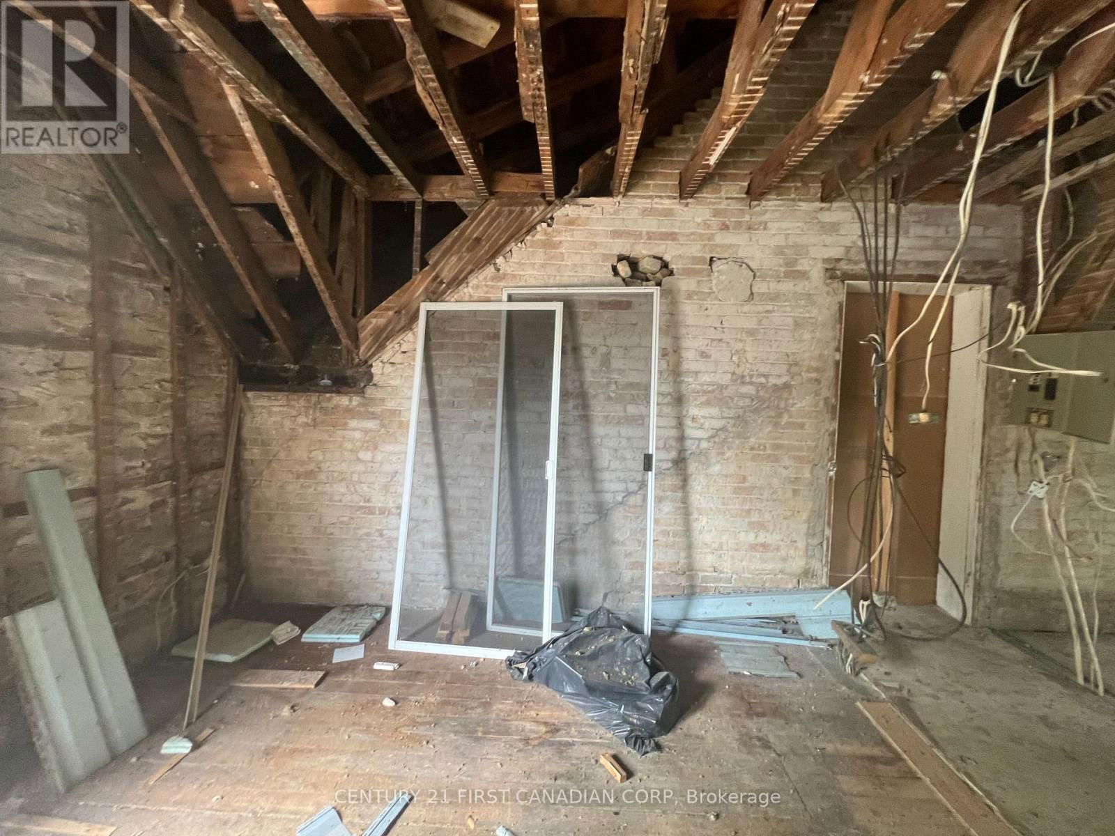 431 ALBERT STREET Image 22