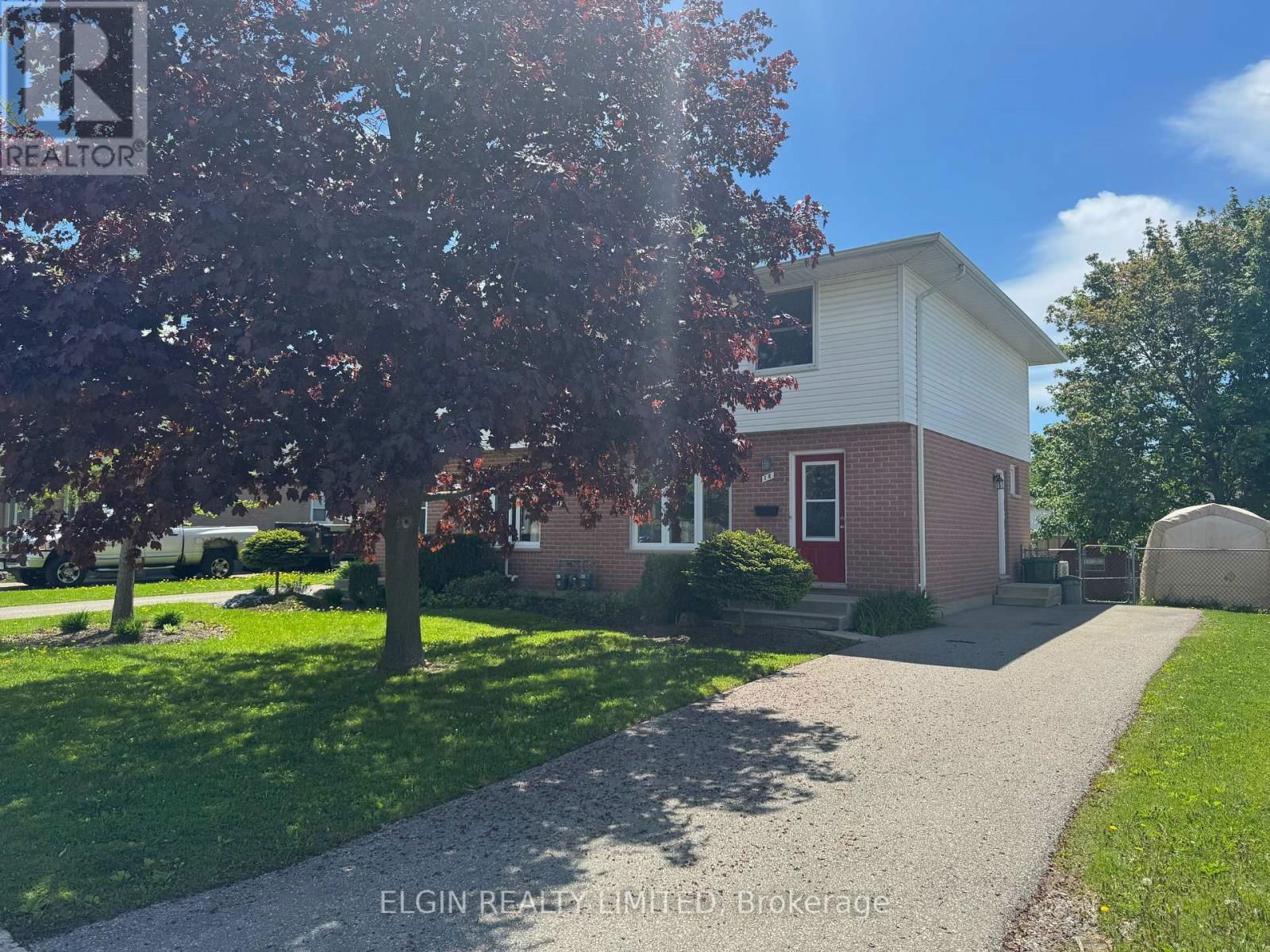 18 VANIER PLACE Image 3