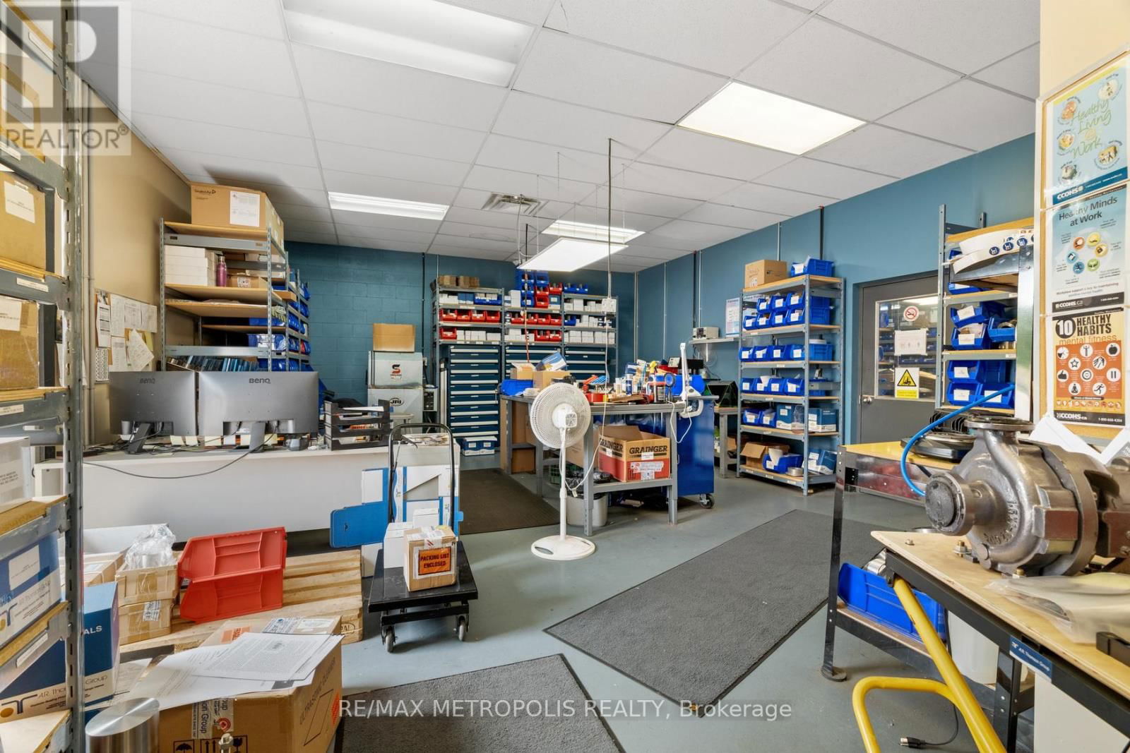 281 CAMPBELL STREET Image 12