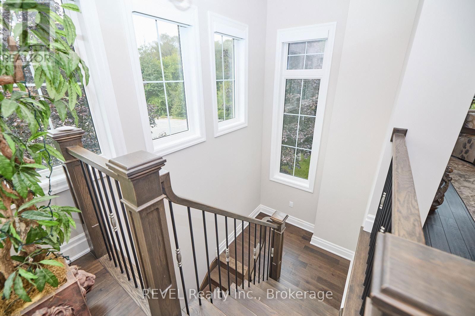 50 ABERDEEN LANE SOUTH Image 26