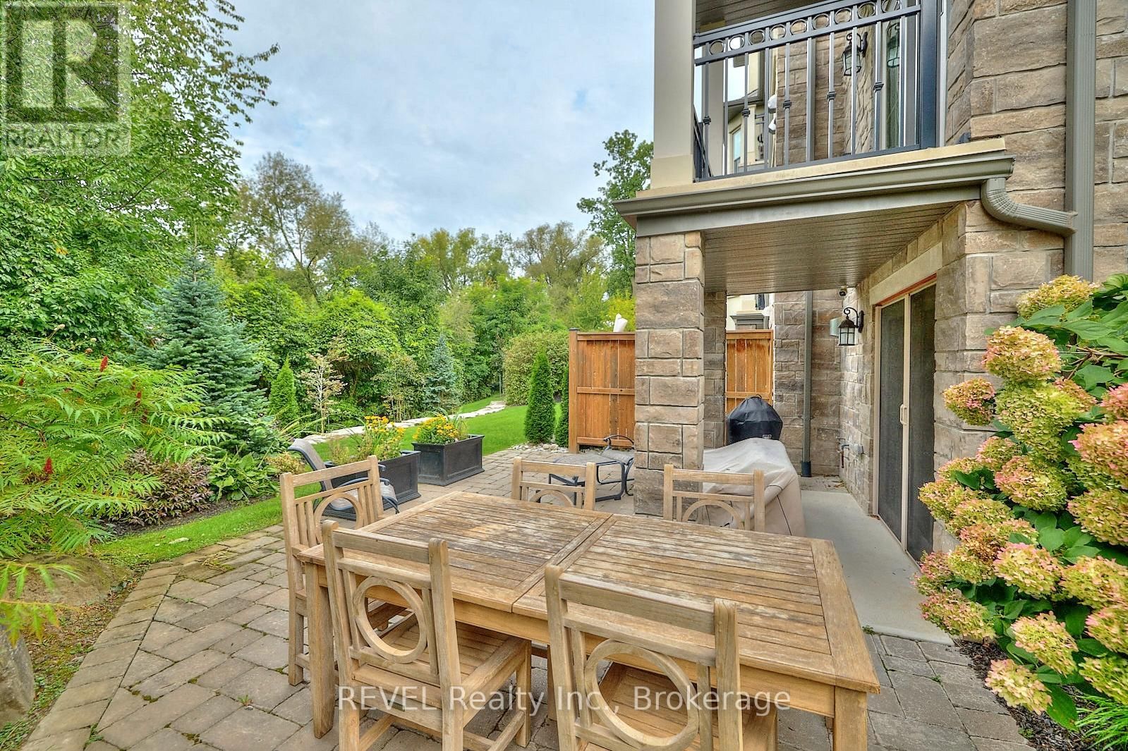 50 ABERDEEN LANE SOUTH Image 37