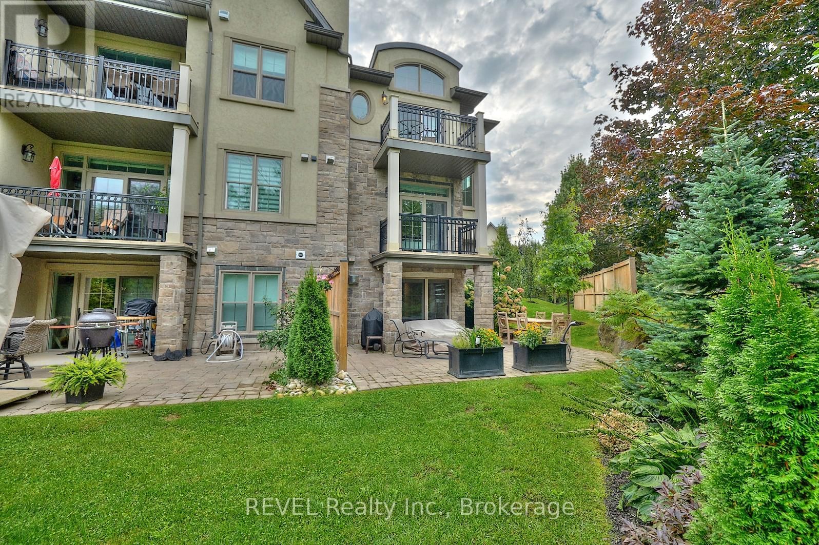 50 ABERDEEN LANE SOUTH Image 42