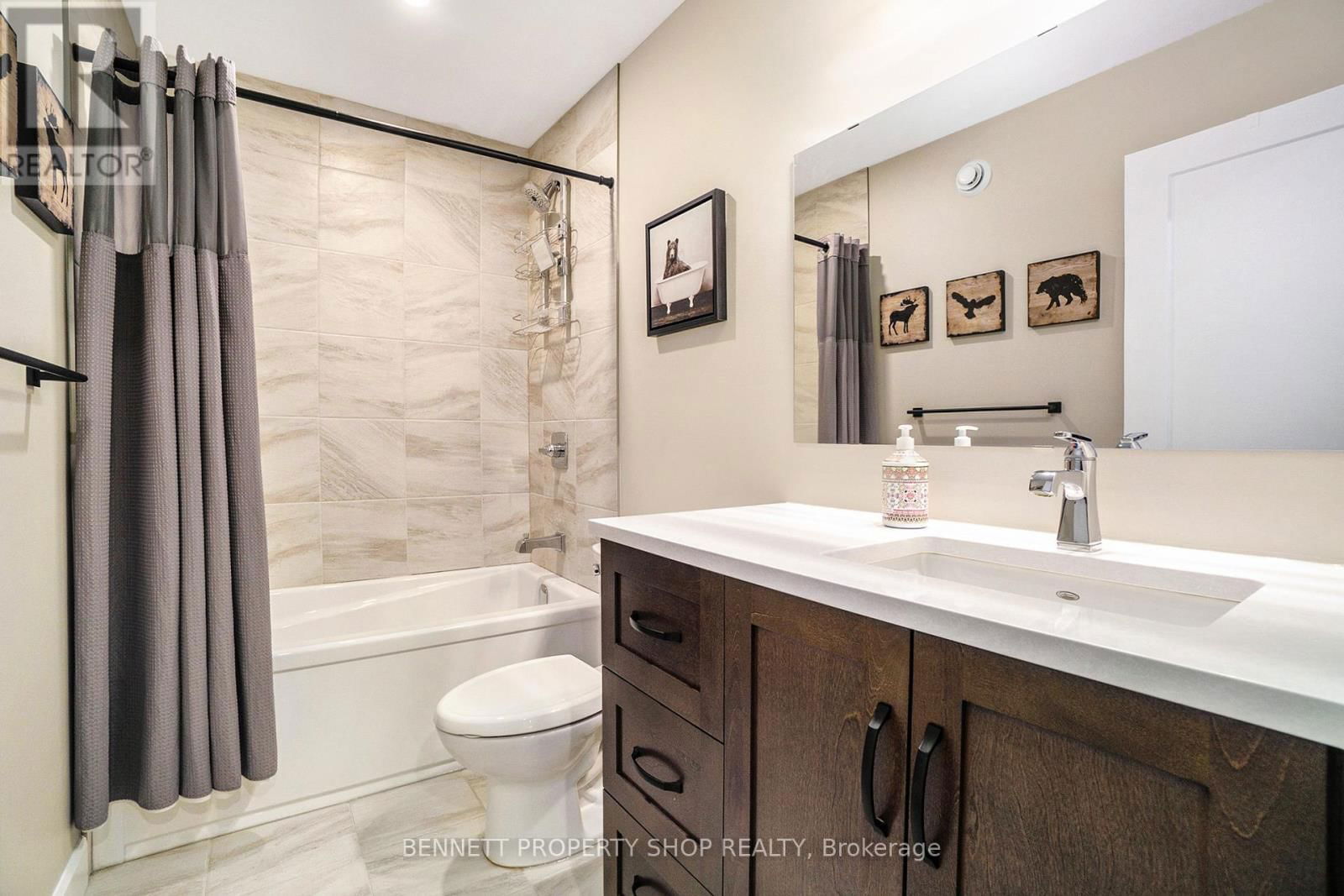 10541 WYLIE WAY Image 16