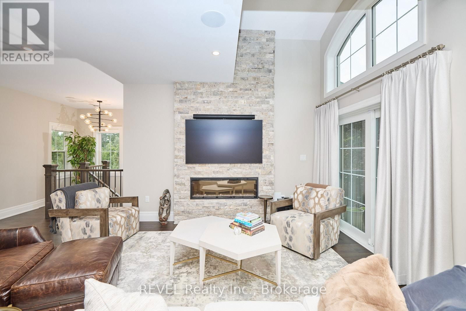 50 ABERDEEN LANE SOUTH Image 9