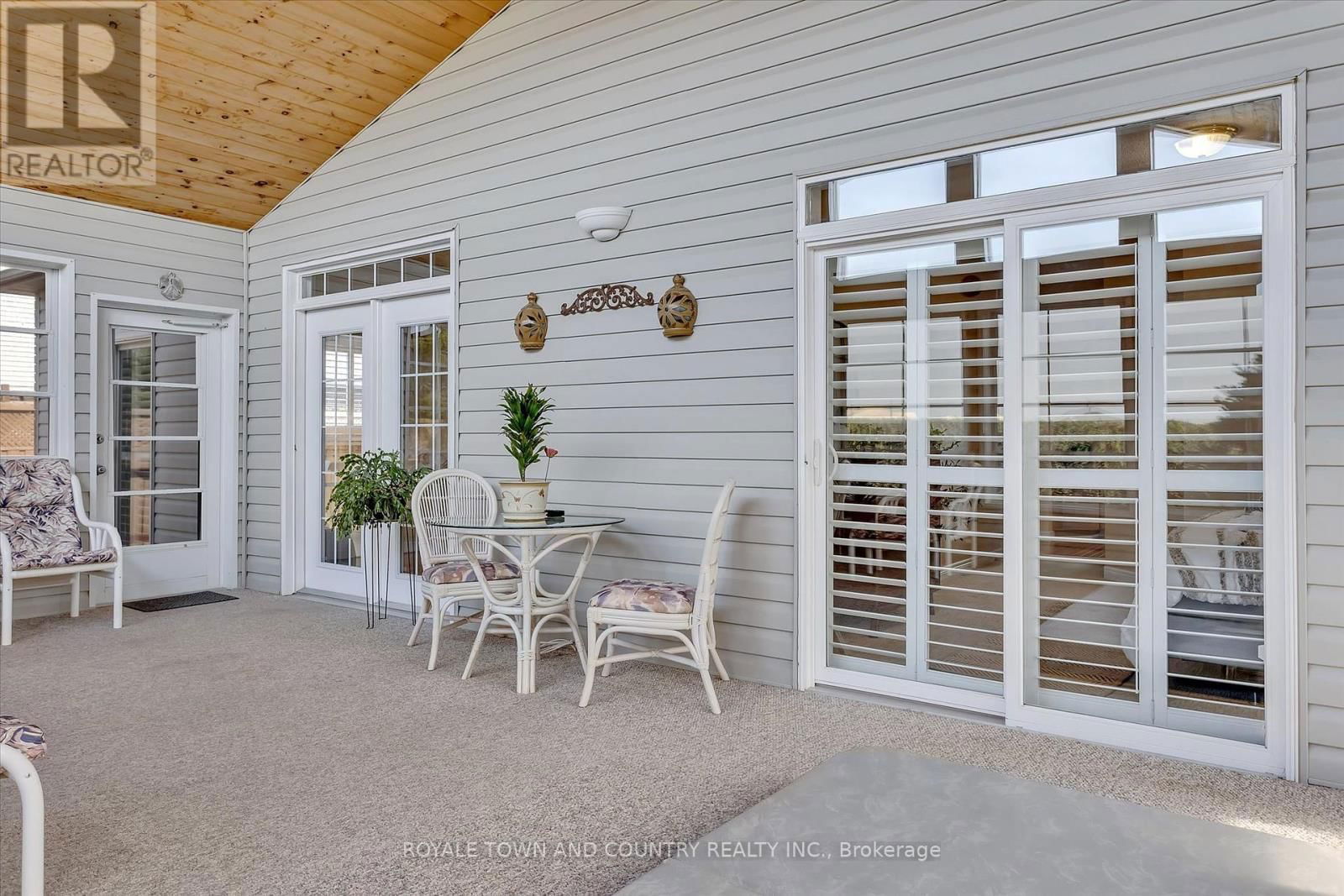 25 SYLVESTER DRIVE Image 18