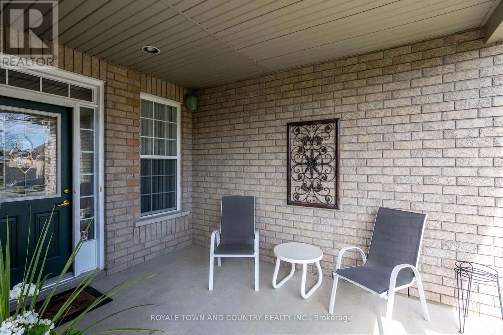 25 SYLVESTER DRIVE Image 3