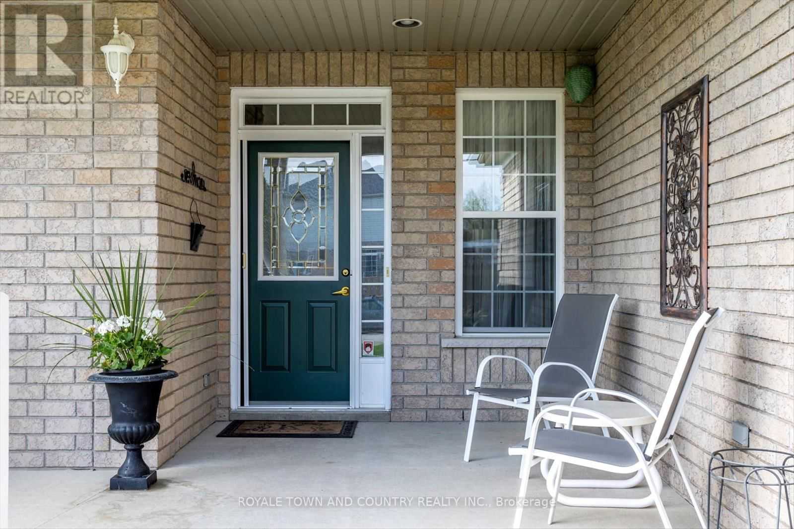 25 SYLVESTER DRIVE Image 4