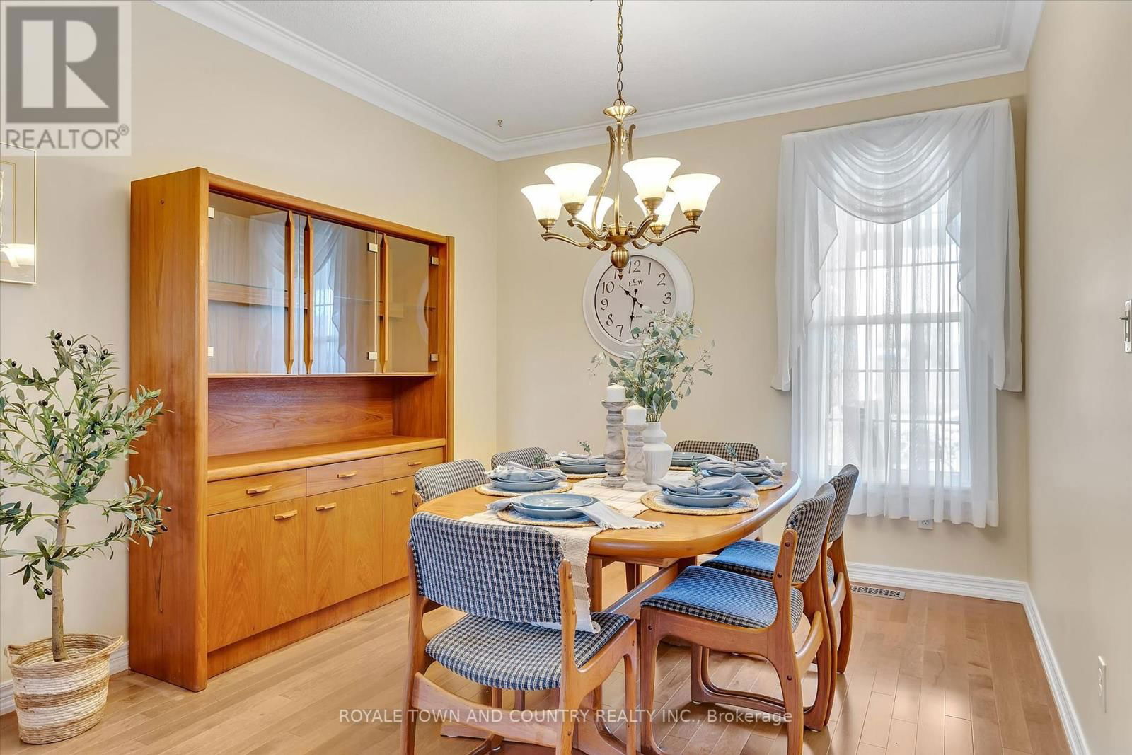 25 SYLVESTER DRIVE Image 9