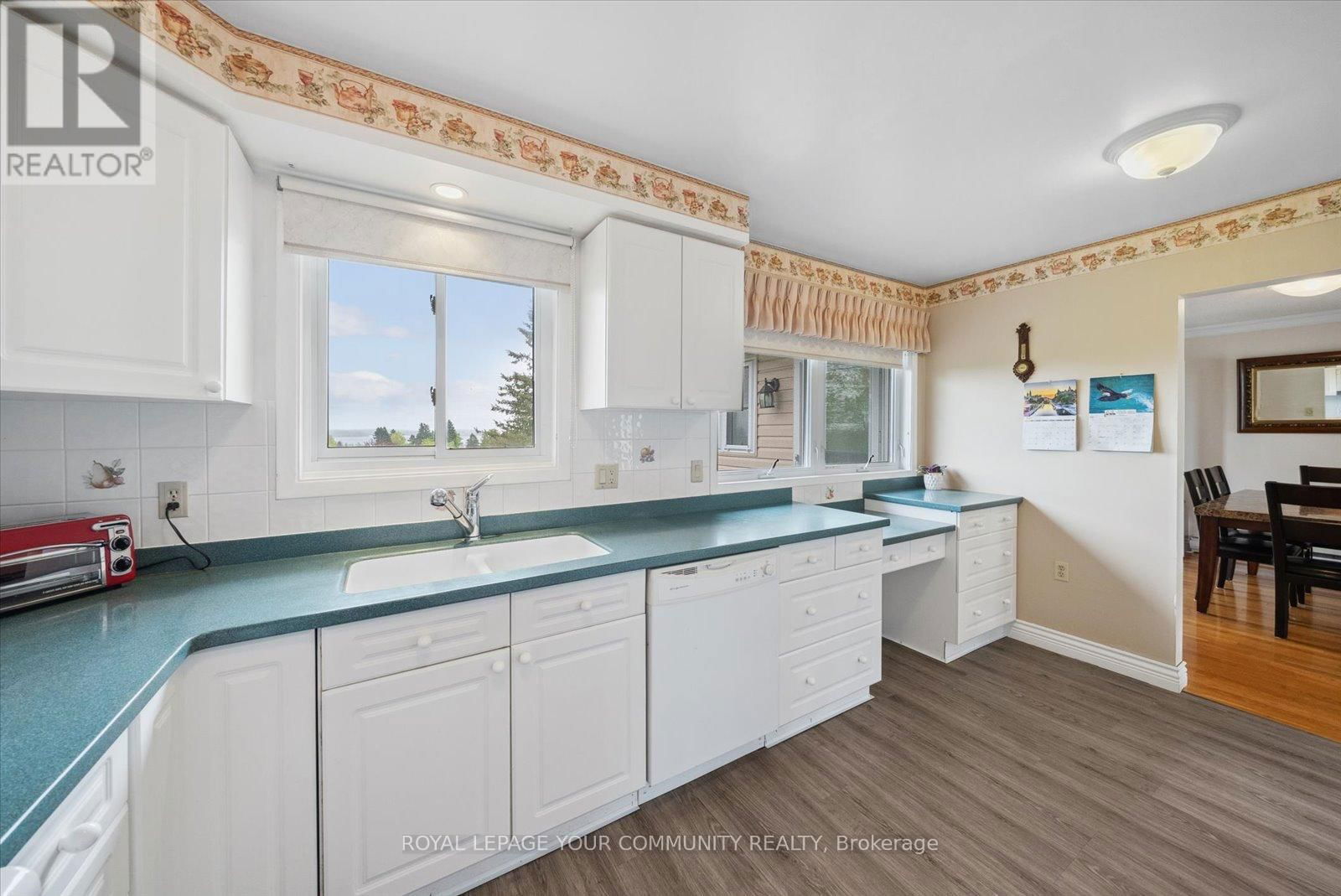 381 COUNTRY CLUB CIRCLE Image 15