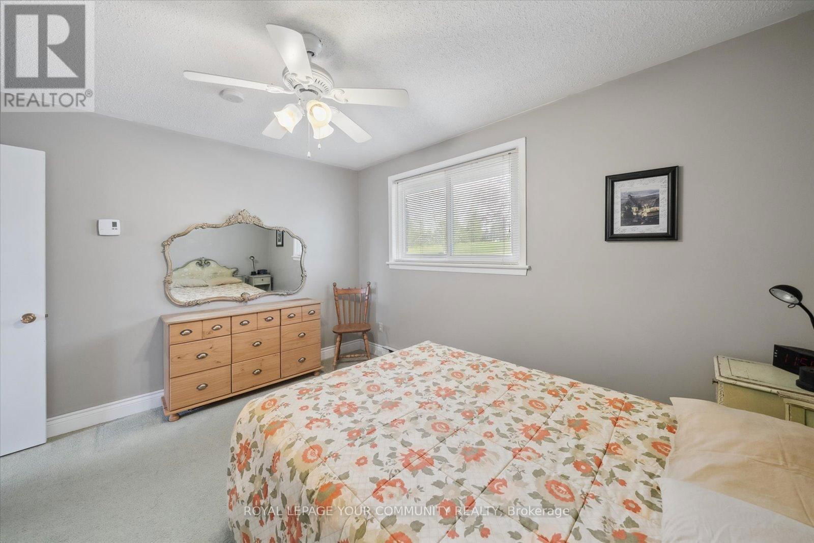 381 COUNTRY CLUB CIRCLE Image 16