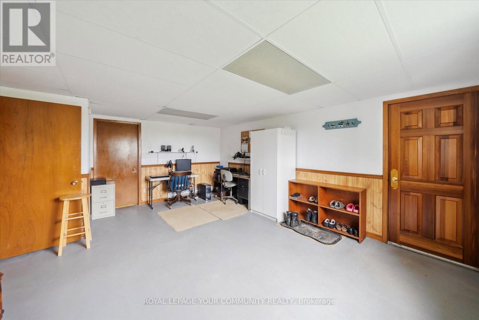 381 COUNTRY CLUB CIRCLE Image 26