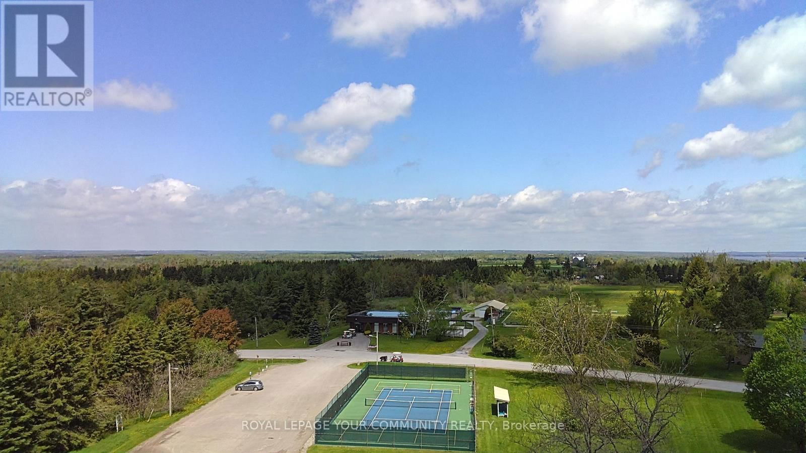 381 COUNTRY CLUB CIRCLE Image 31