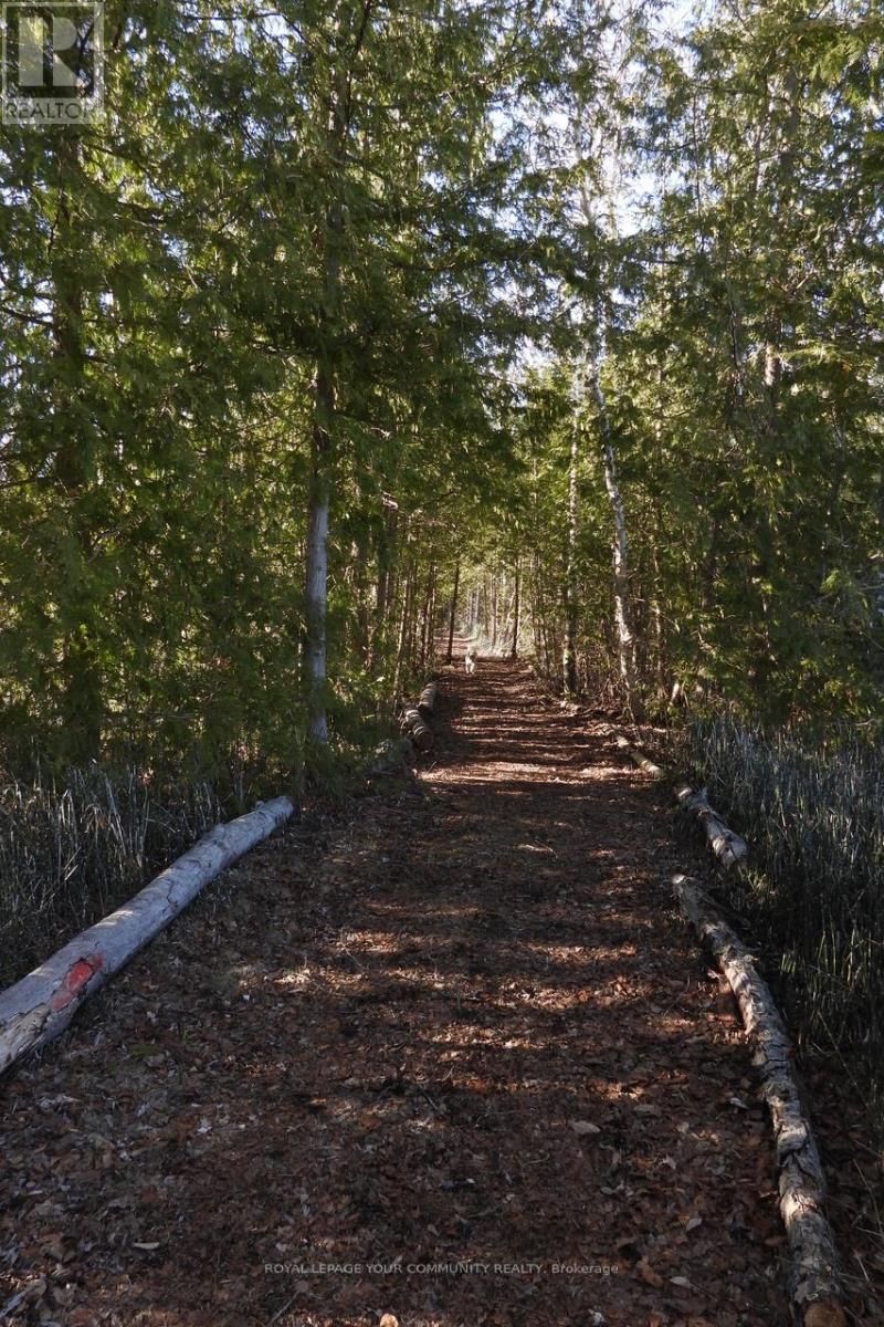 381 COUNTRY CLUB CIRCLE Image 35