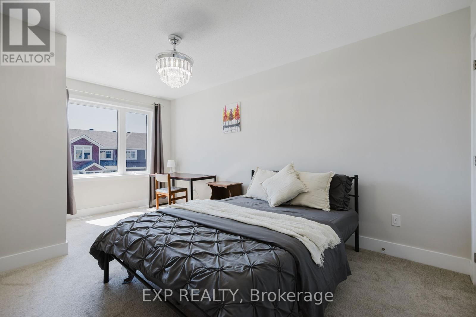 288 BILLRIAN CRESCENT Image 15