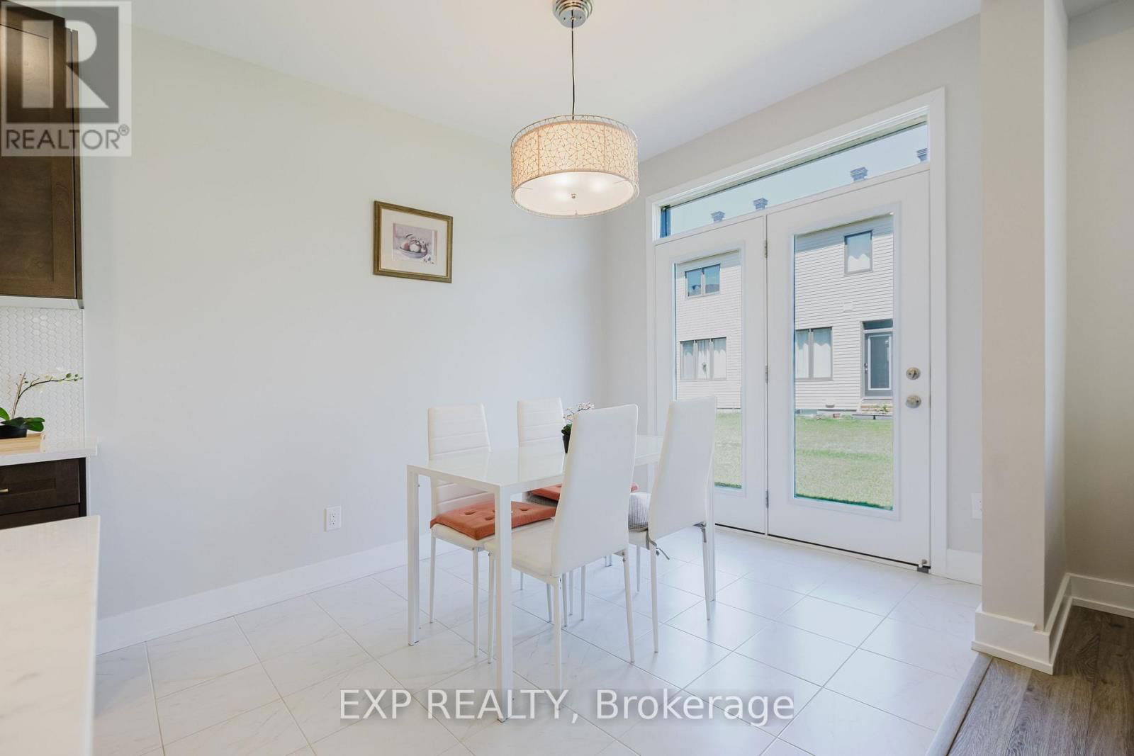 288 BILLRIAN CRESCENT Image 5
