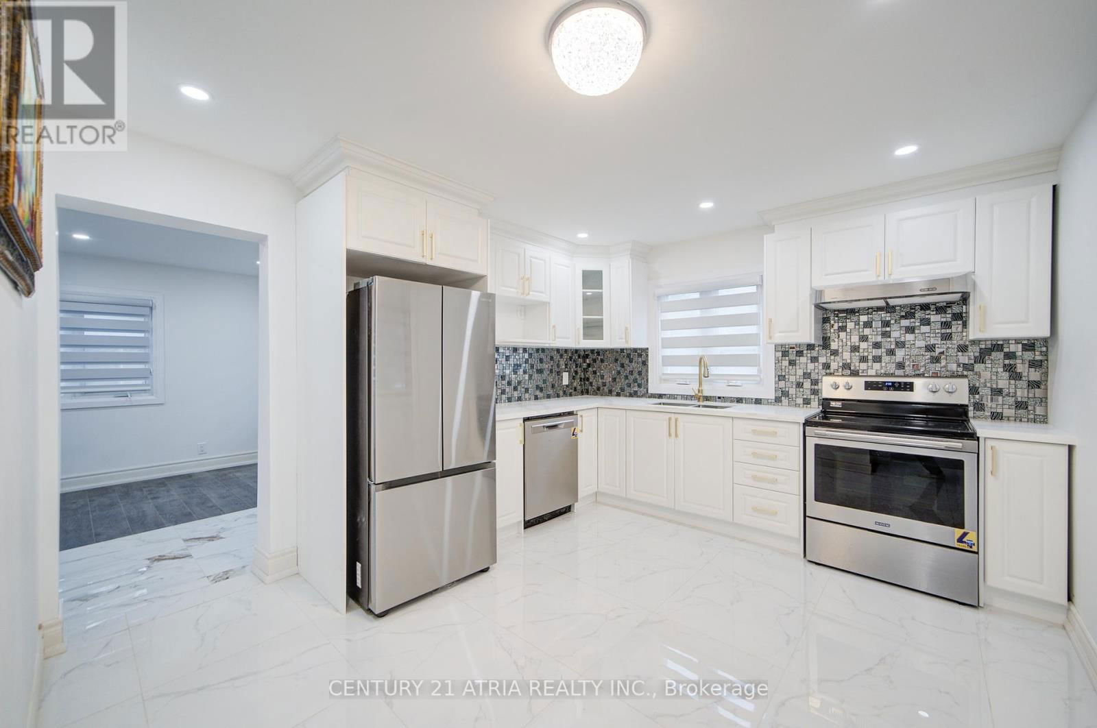 36 GREAT OAK STREET Image 10