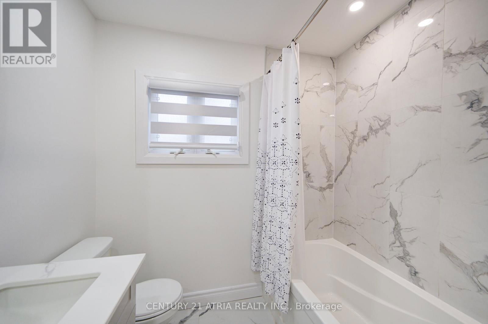 36 GREAT OAK STREET Image 13