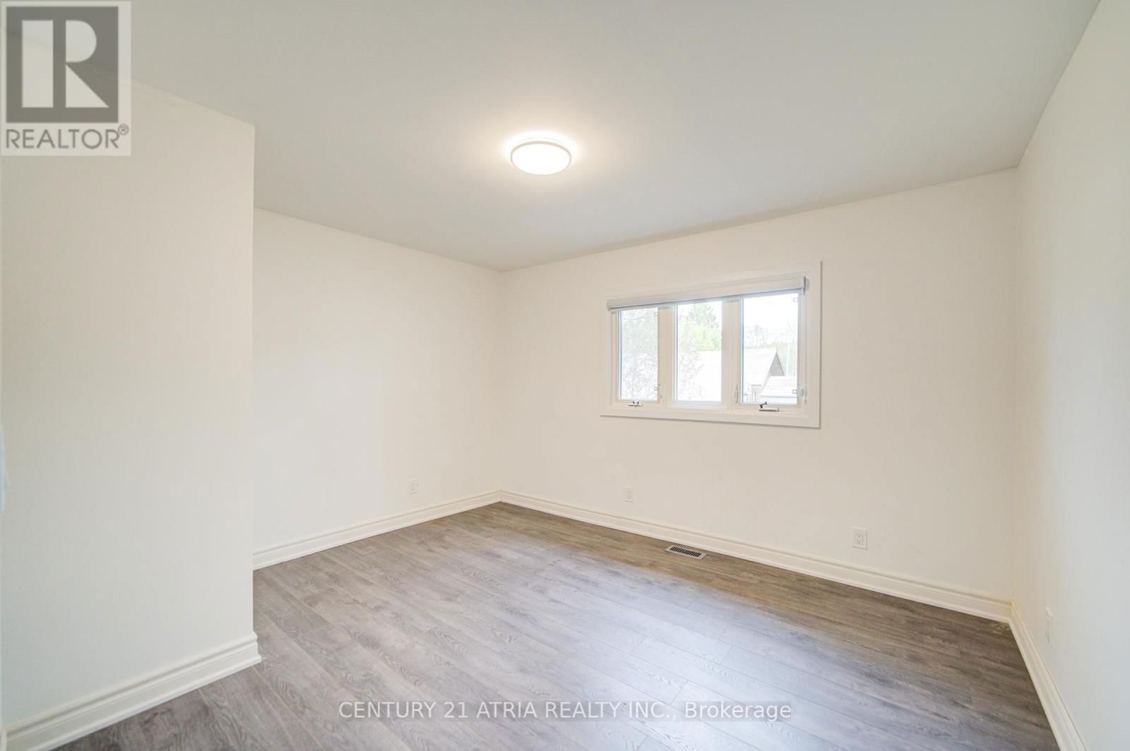 36 GREAT OAK STREET Image 20