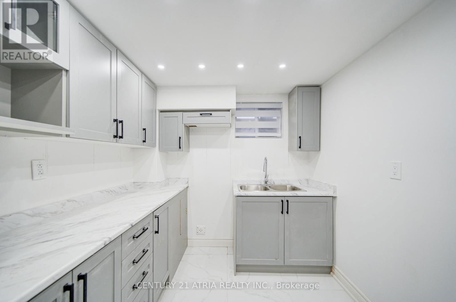 36 GREAT OAK STREET Image 34