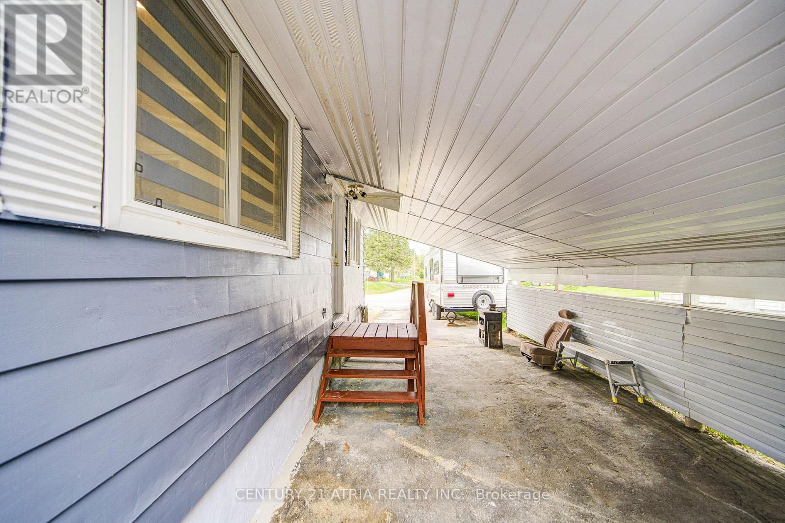 36 GREAT OAK STREET Image 41