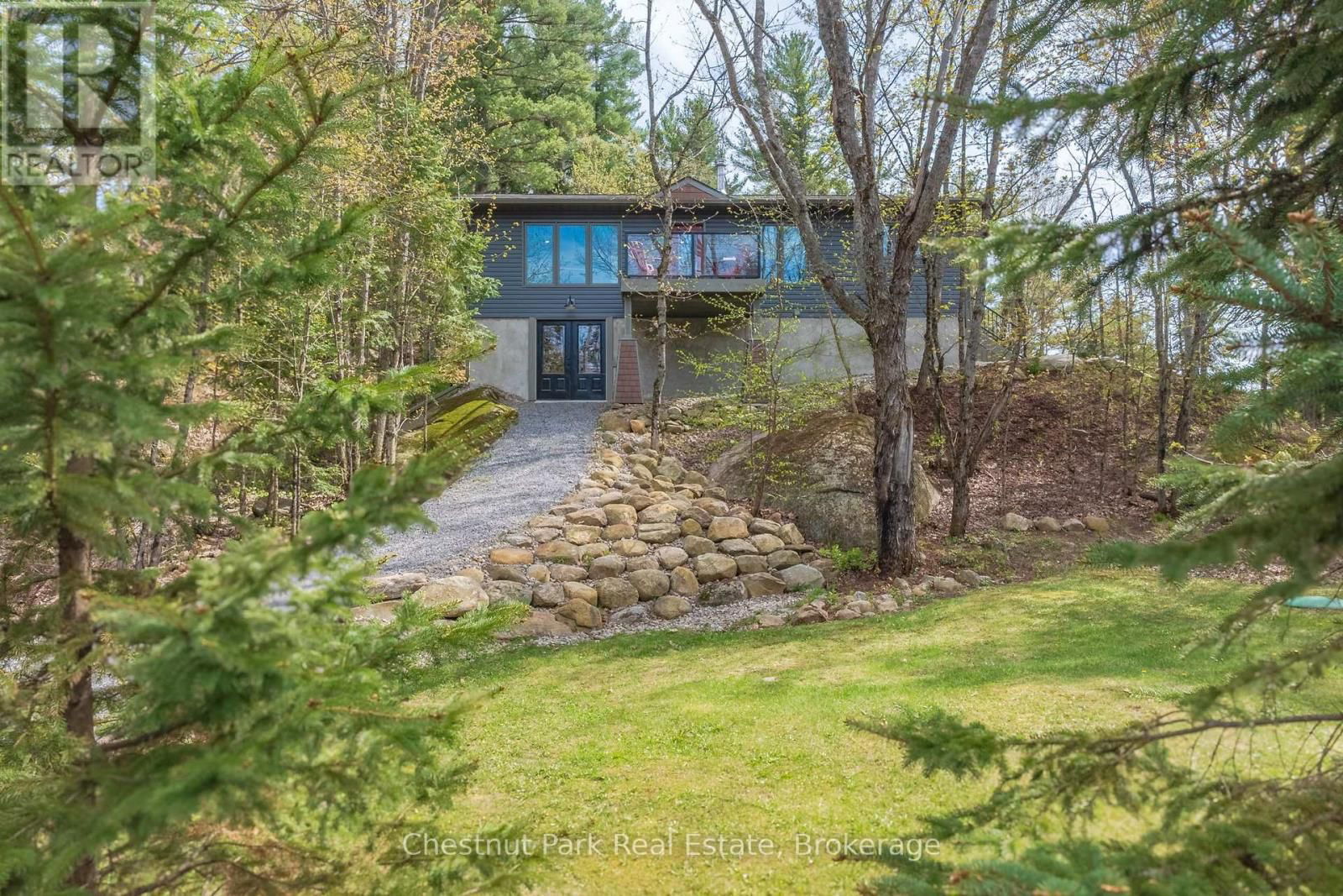 1205 OLD MUSKOKA ROAD Image 2
