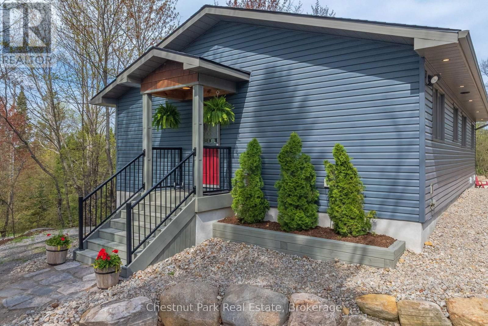 1205 OLD MUSKOKA ROAD Image 3