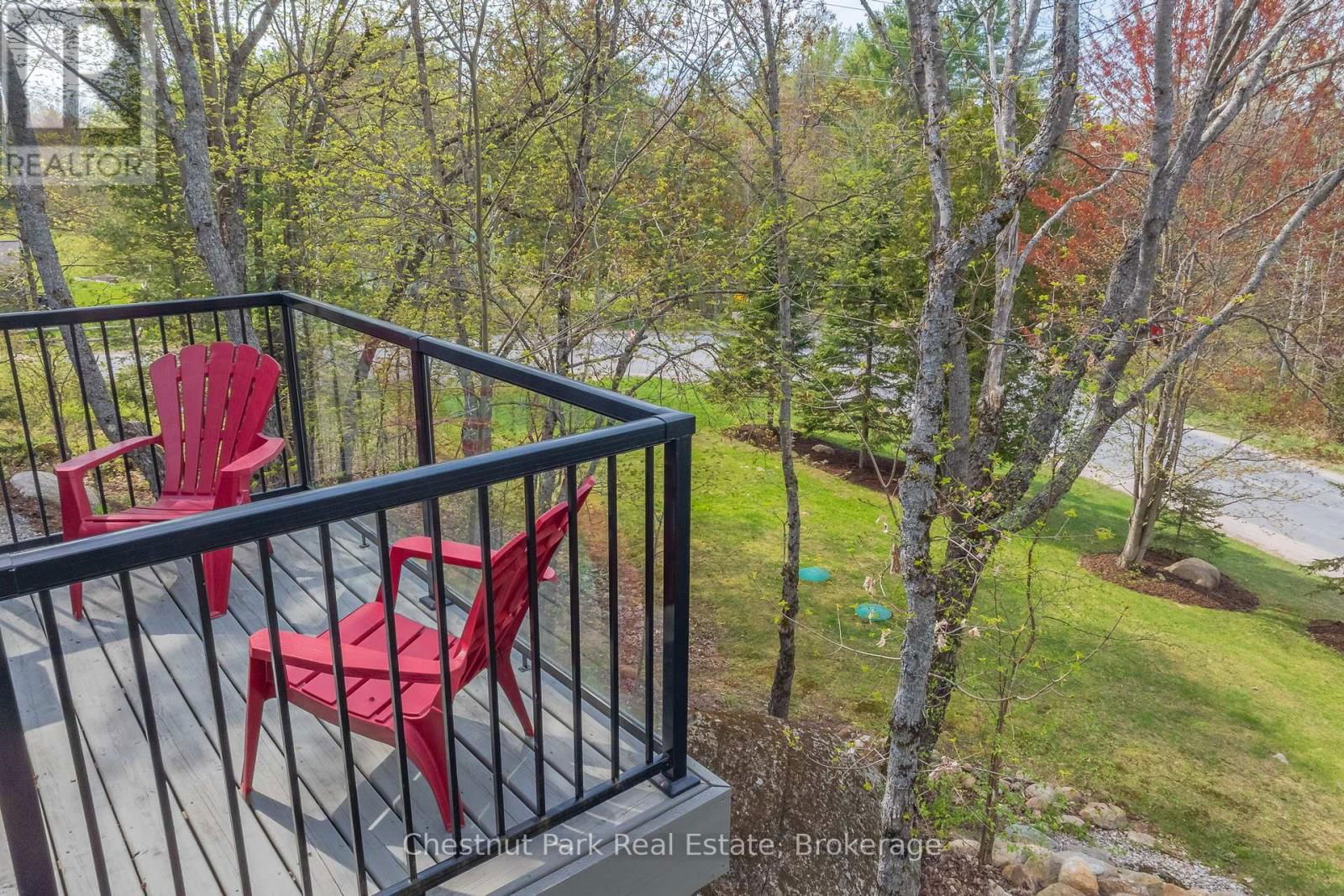 1205 OLD MUSKOKA ROAD Image 36