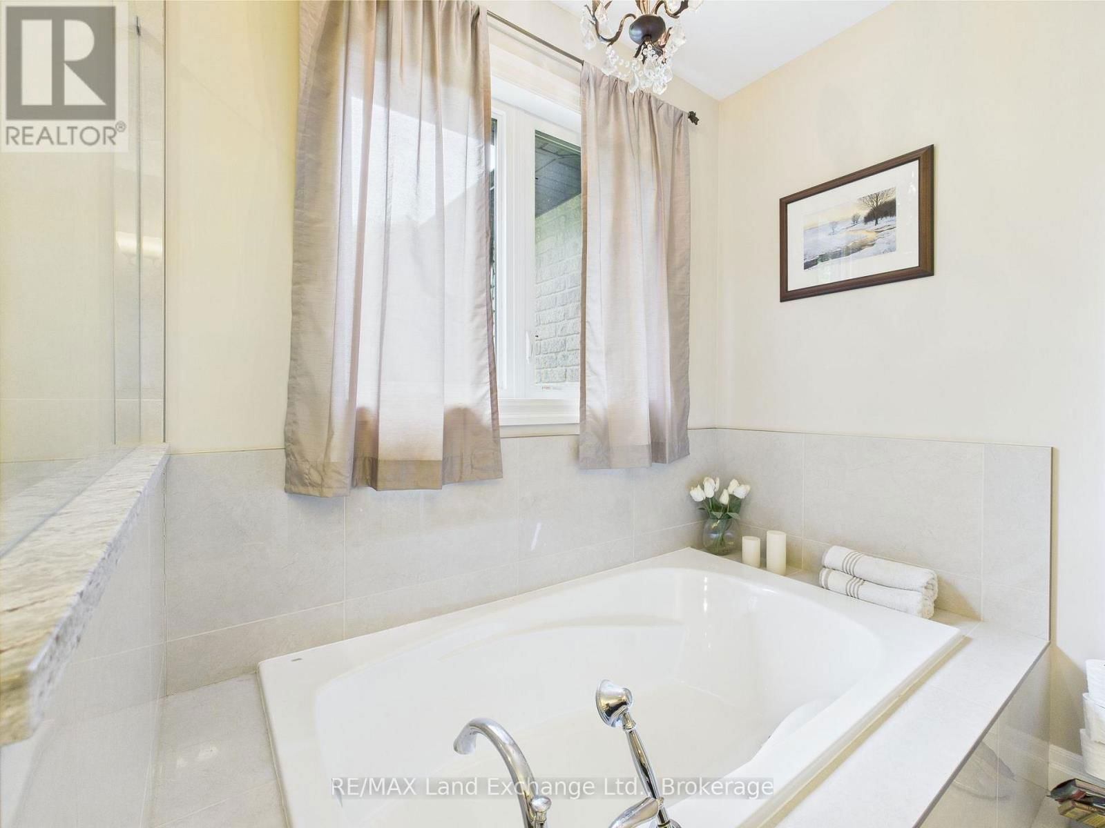 158 UPPER LORNE BEACH ROAD Image 23
