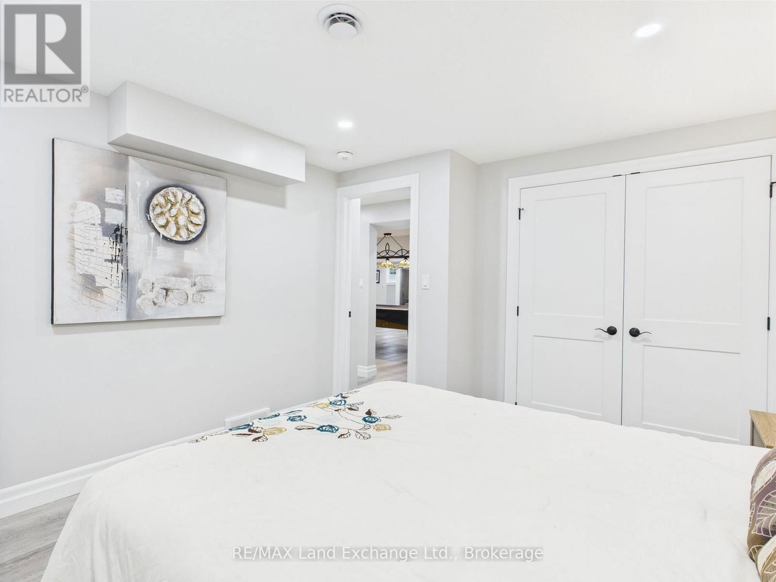 158 UPPER LORNE BEACH ROAD Image 34
