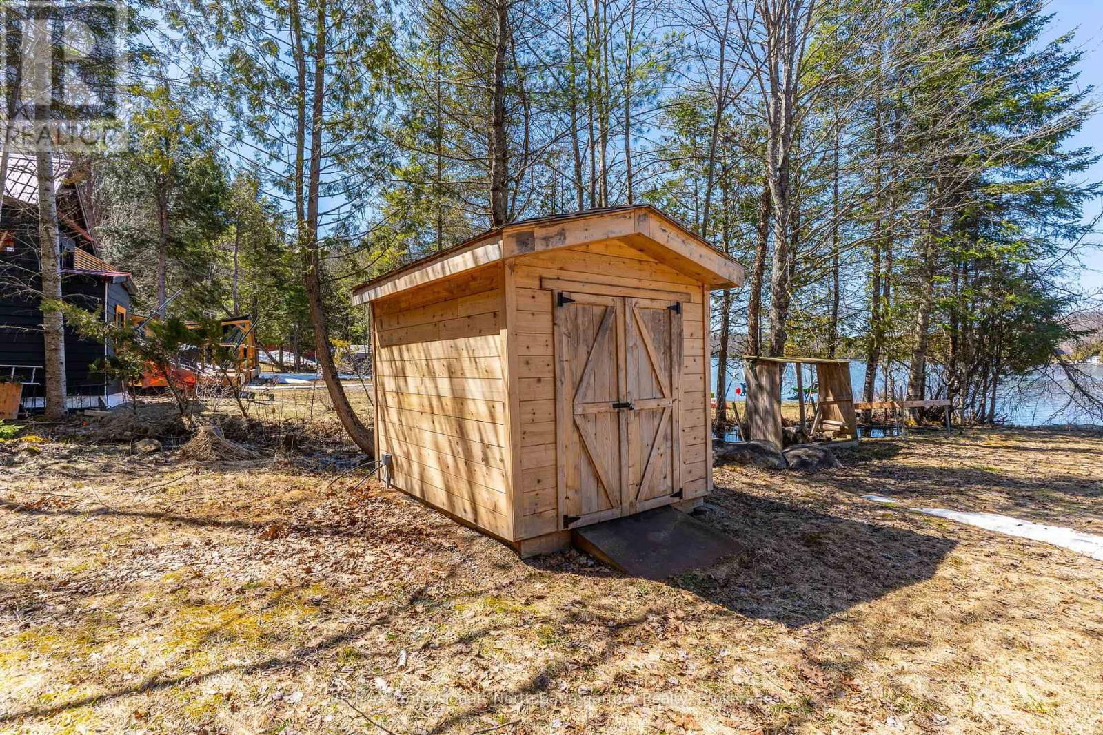 1088 GRAVEL PIT DRIVE Image 24