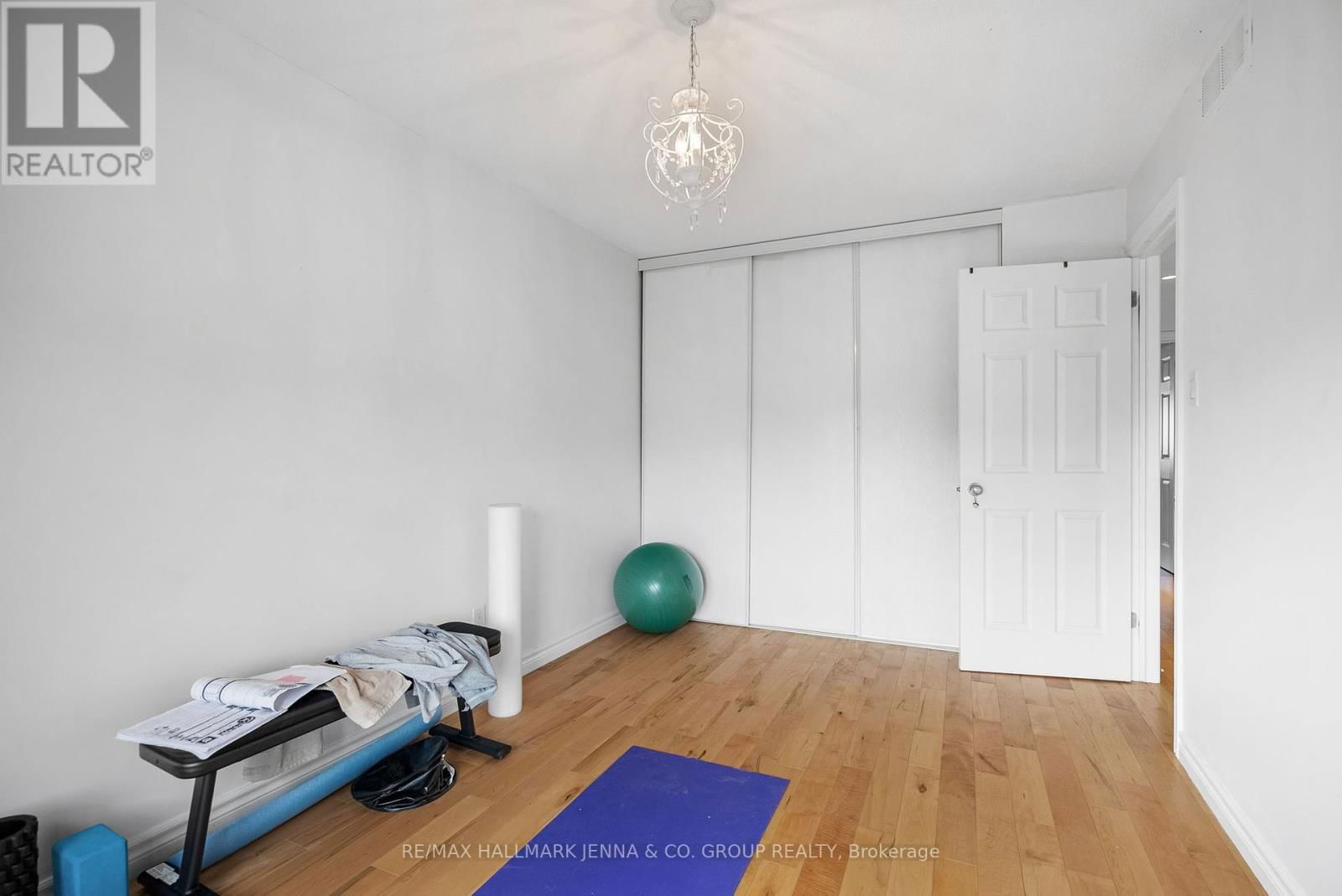277 CATAMOUNT COURT Image 26