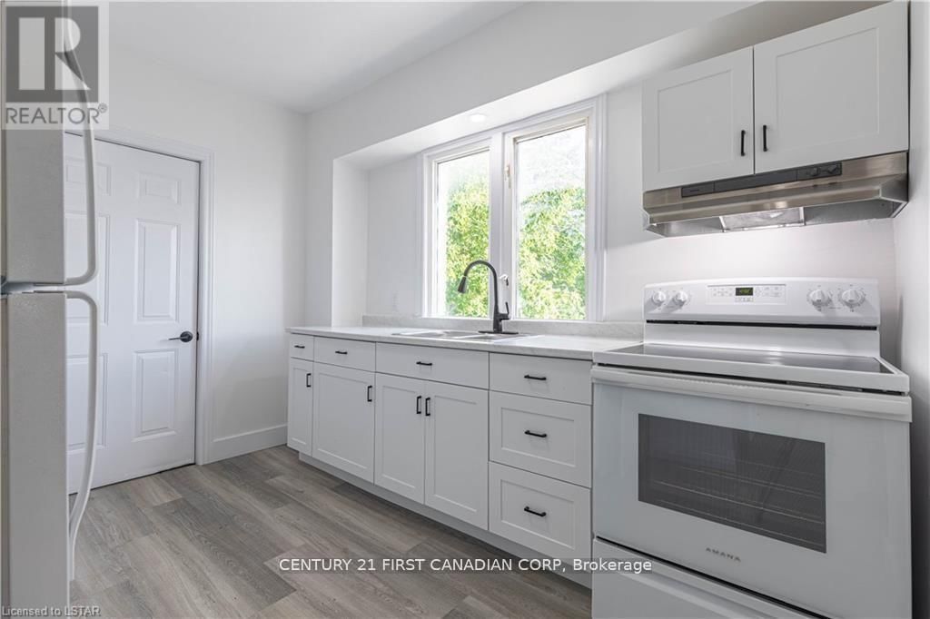420 EGERTON STREET Image 11